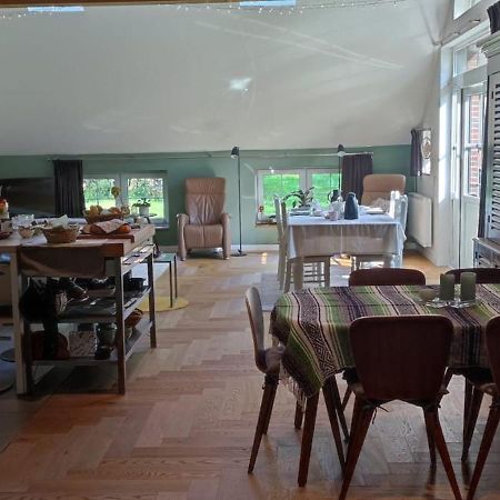 Akelsbarg De Moane Bed & Breakfast エクステリア 写真